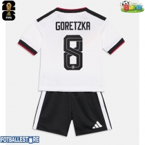 Tyskland Leon Goretzka #8 Hjemmedraktsett Barn VM 2026 Kortermet (+ Korte bukser)